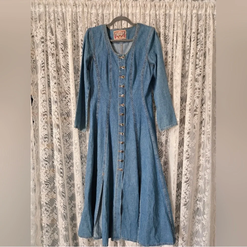 Vintage 1980s Pashu Denim Button Front Dress | Fitted Midi | Long Sleeve - Picture 2 of 9